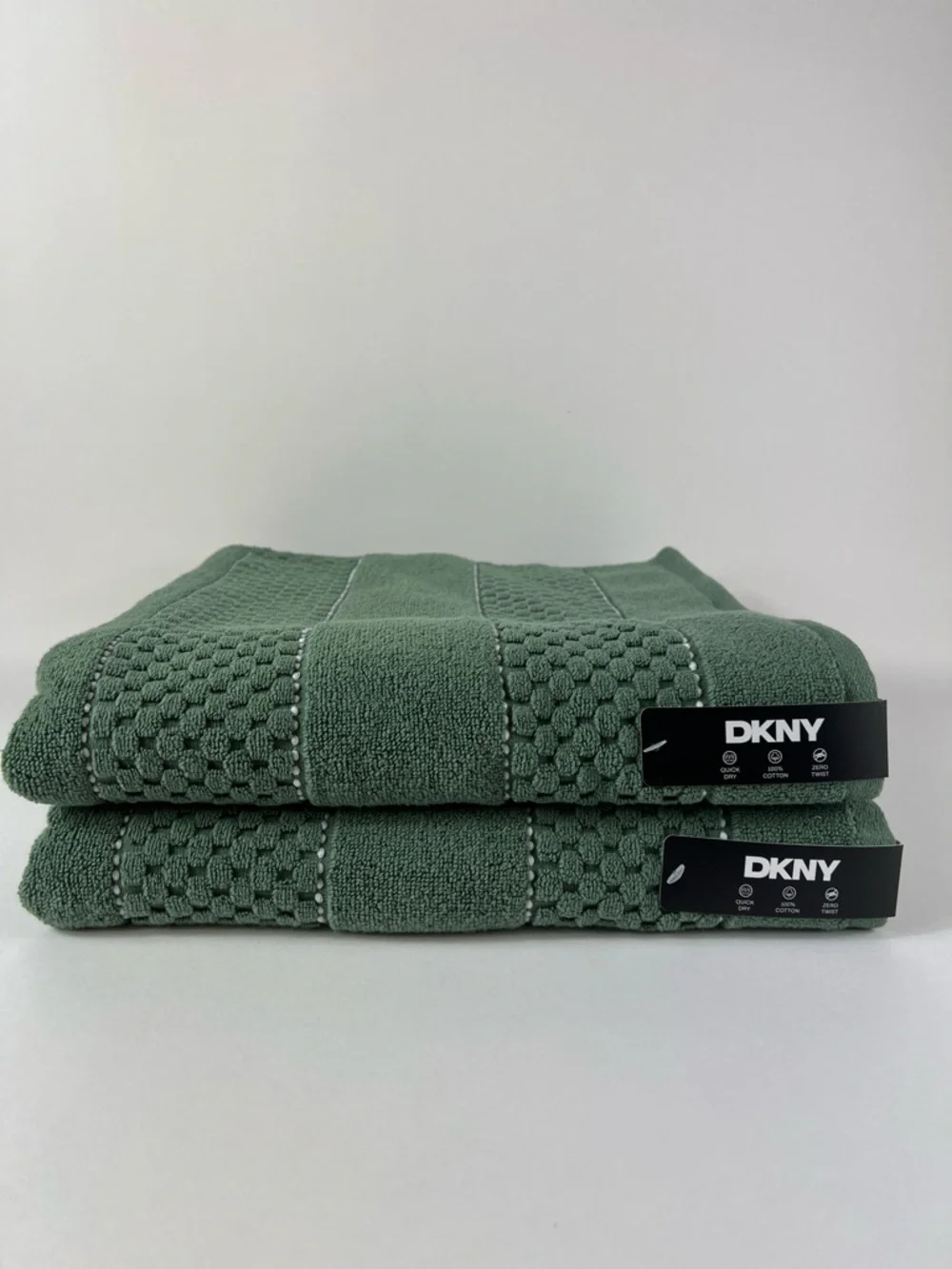 DKNY Sage Green Textured Cotton Bath Towels - Set of 2 NEW